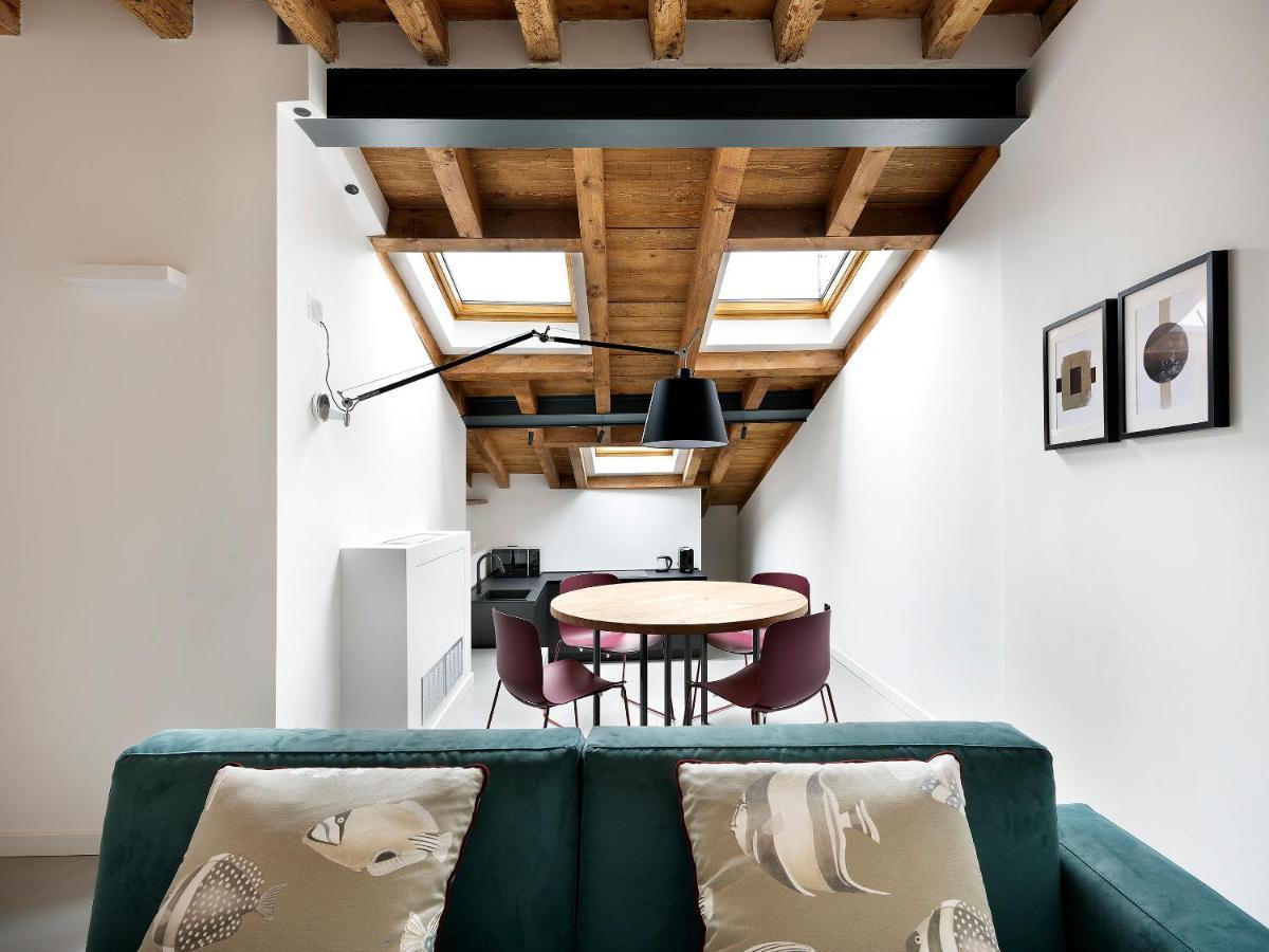 Sg9 City Apartments Брешия Экстерьер фото