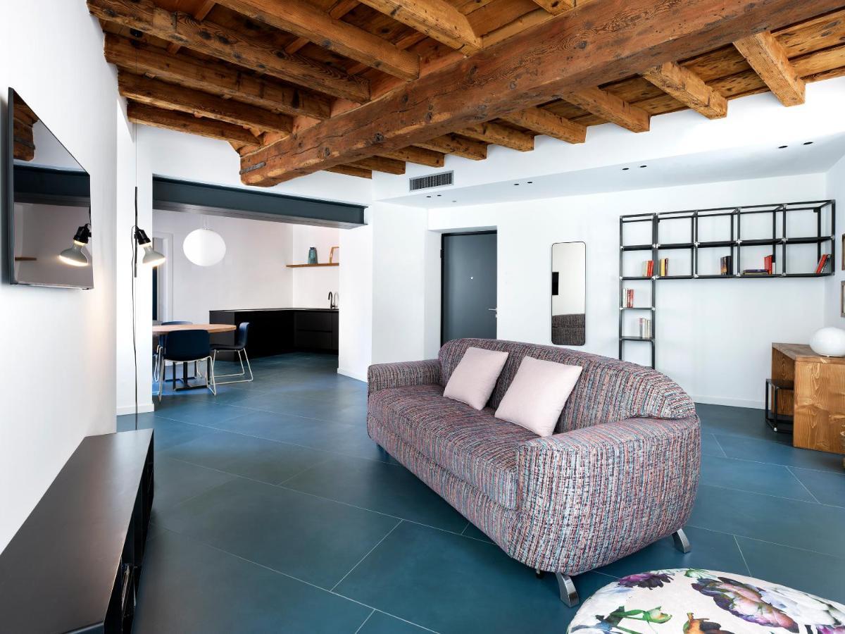 Sg9 City Apartments Брешия Экстерьер фото