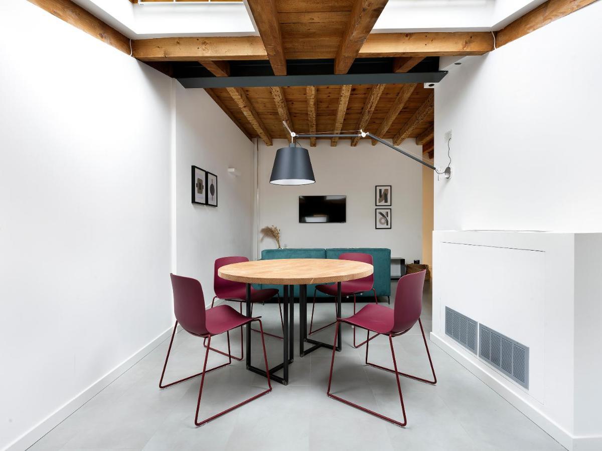 Sg9 City Apartments Брешия Экстерьер фото