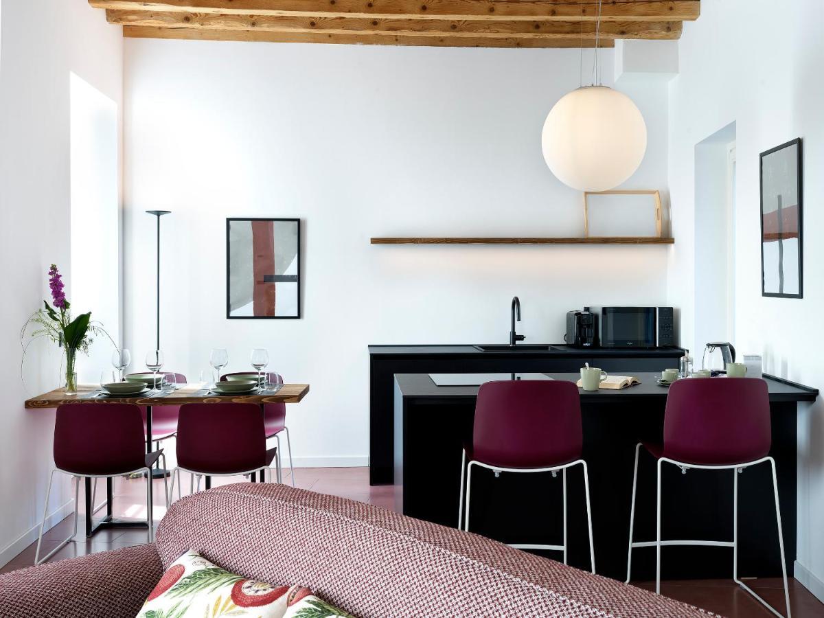 Sg9 City Apartments Брешия Экстерьер фото